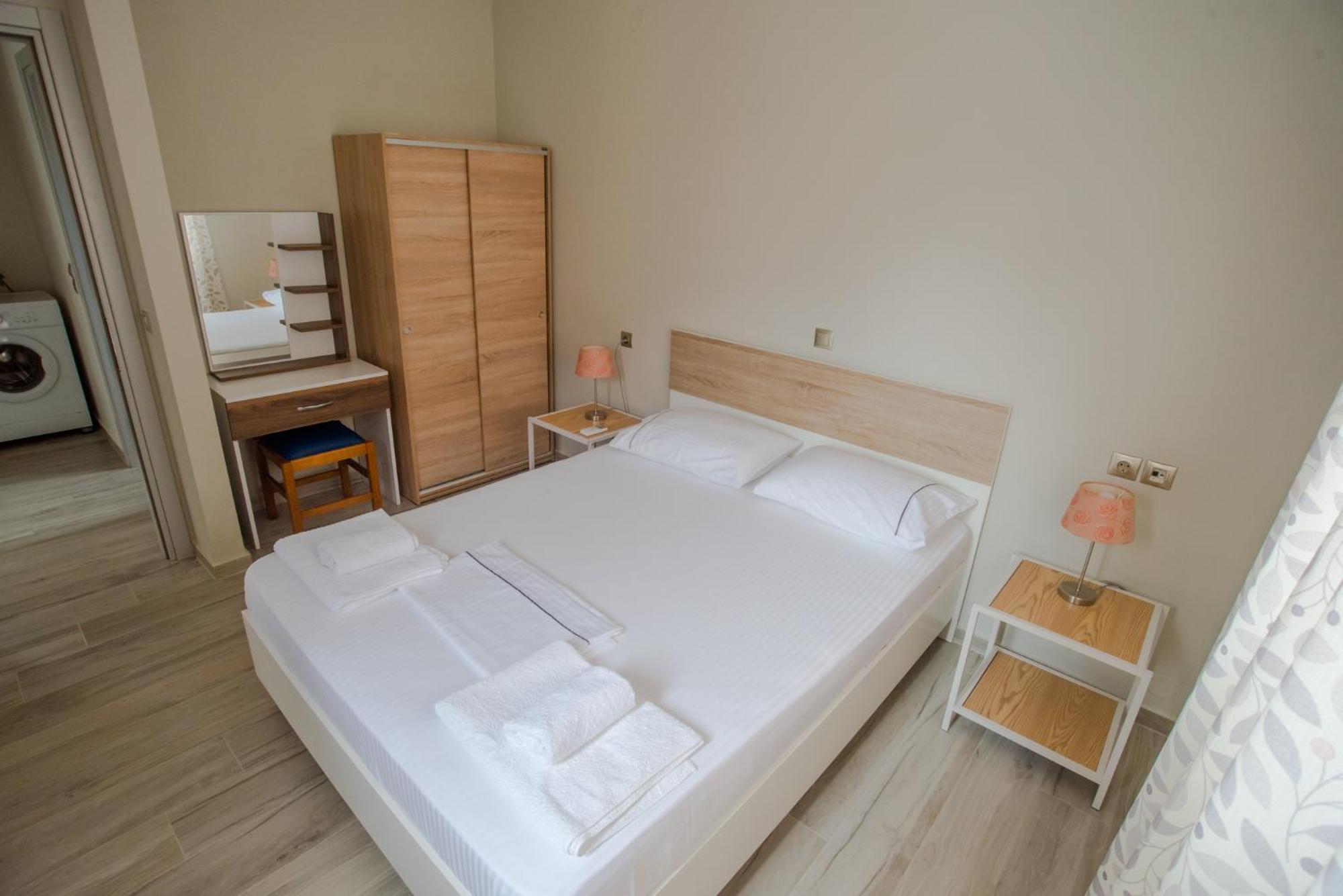 Nirvana Homes Vlaháta Kültér fotó