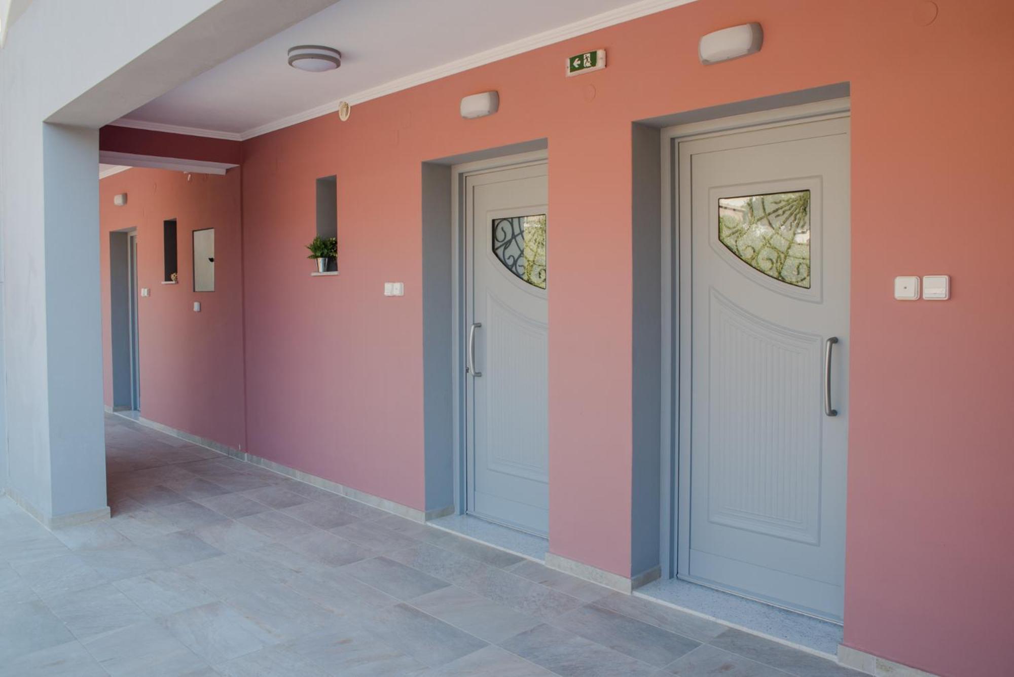 Nirvana Homes Vlaháta Kültér fotó
